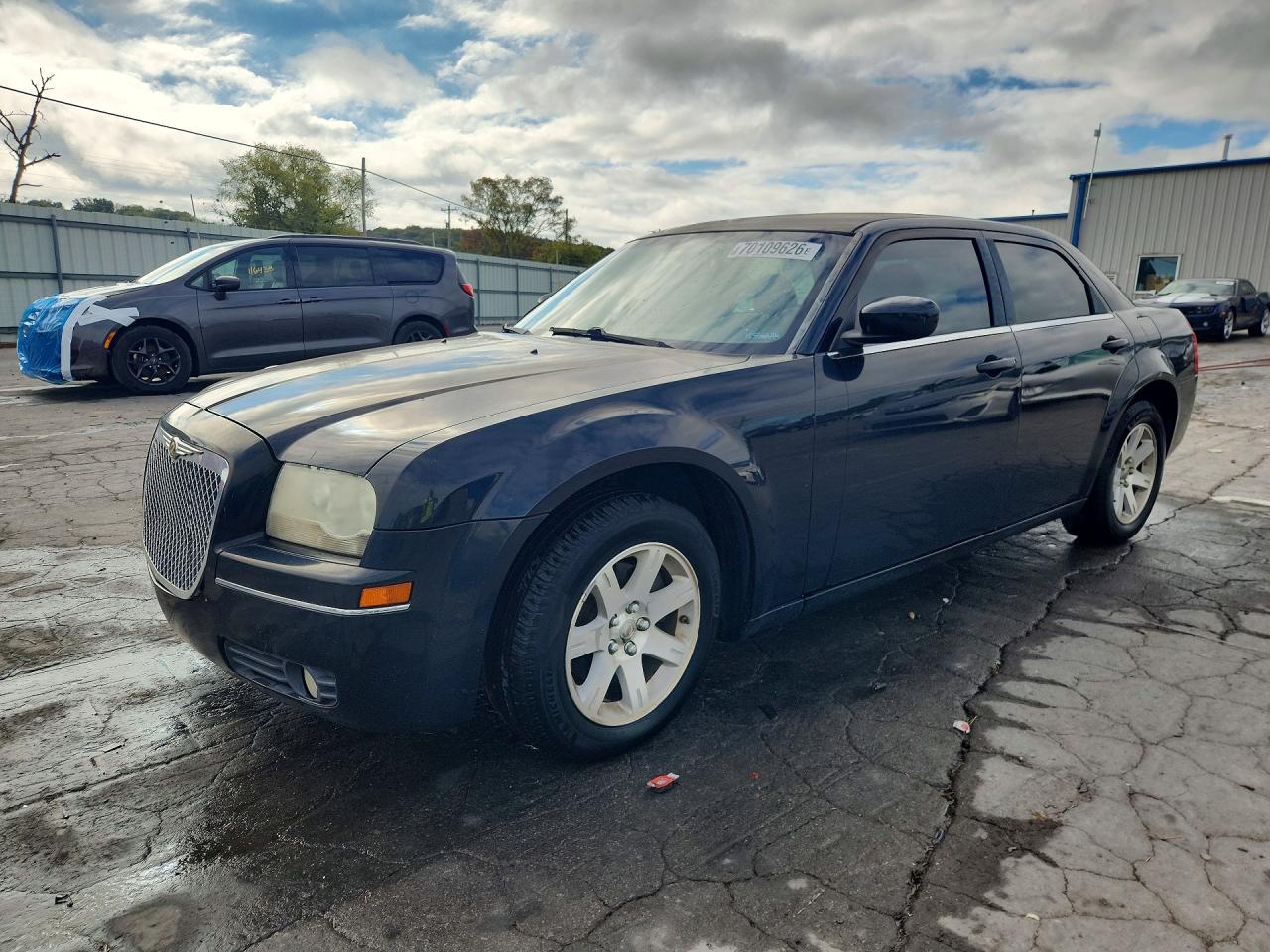 2007 CHRYSLER 300 TOURING | 2C3KA53G87H892360 | UPCARS