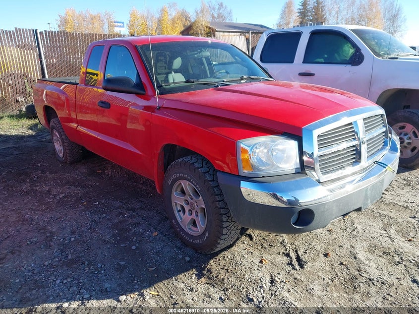 2005 DODGE DAKOTA SLT | 1D7HW42K85S290917 | UPCARS