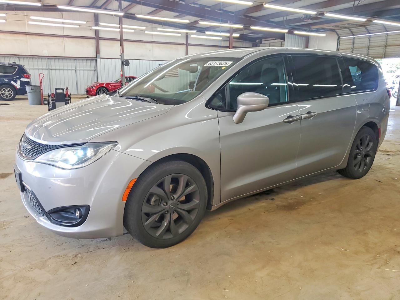 2019 CHRYSLER PACIFICA TOURING PLUS | 2C4RC1FG1KR522539 | UPCARS