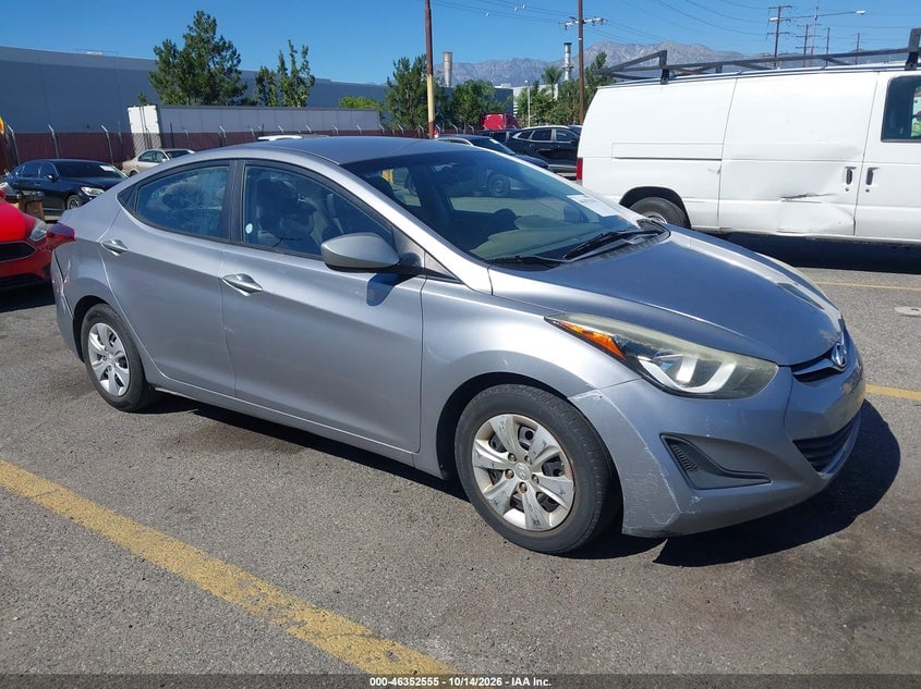 2016 HYUNDAI ELANTRA SE | 5NPDH4AE0GH696612 | UPCARS