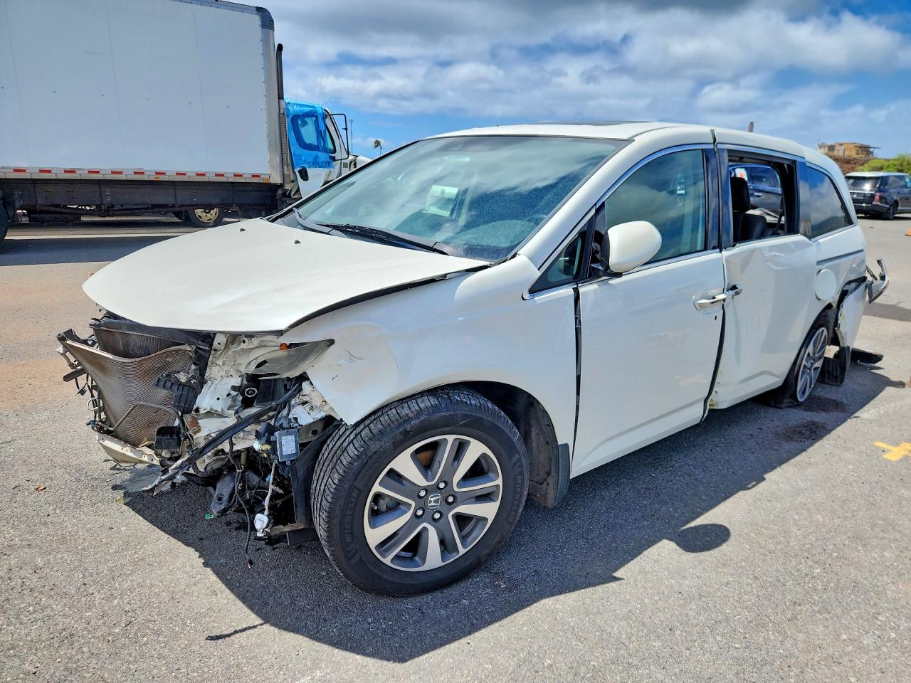 2014 HONDA ODYSSEY TOURING | 5FNRL5H92EB123337 | UPCARS