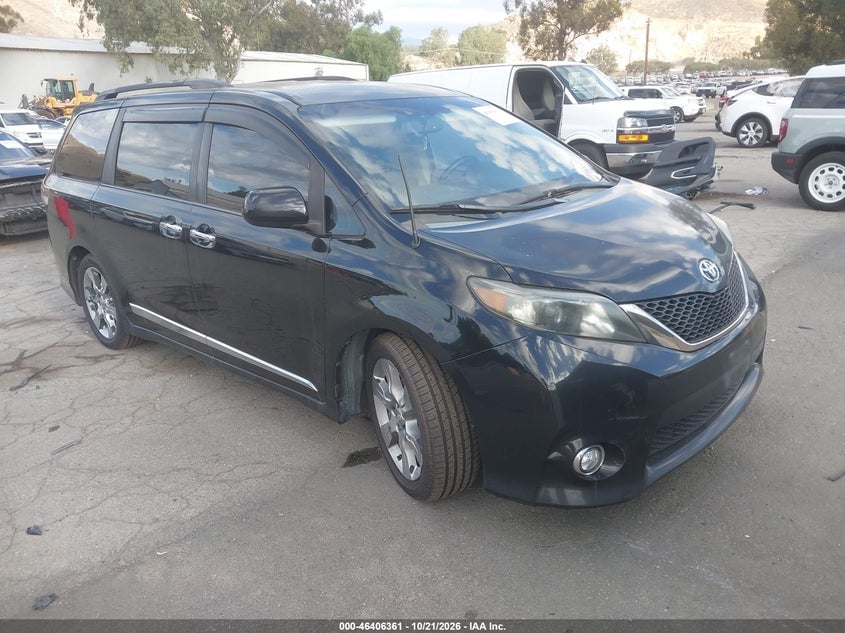2013 TOYOTA SIENNA SE 8 PASSENGER | 5TDXK3DC6DS287927 | UPCARS