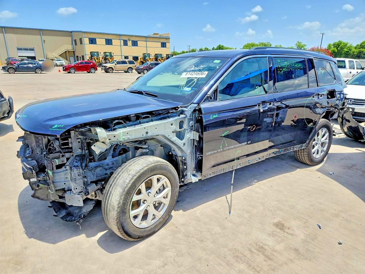 2024 JEEP CHEROKEE L LIMITED | 1C4RJKBG6R8919395 | UPCARS