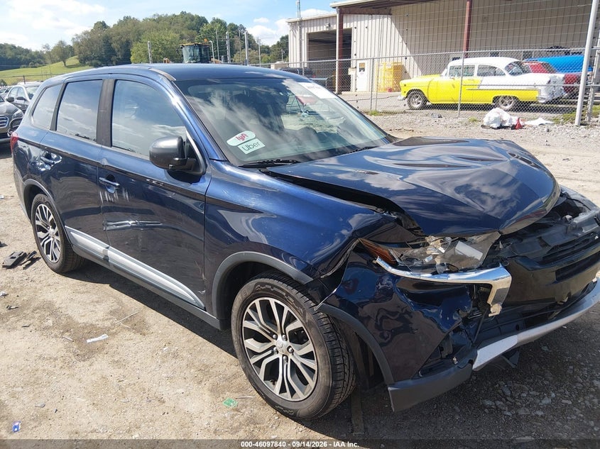 2017 MITSUBISHI OUTLANDER ES | JA4AD2A3XHZ030041 | UPCARS