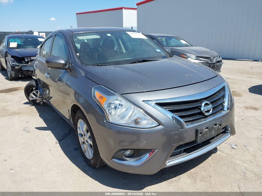 2018 NISSAN VERSA 1.6 SV | 3N1CN7AP0JL833775 | UPCARS