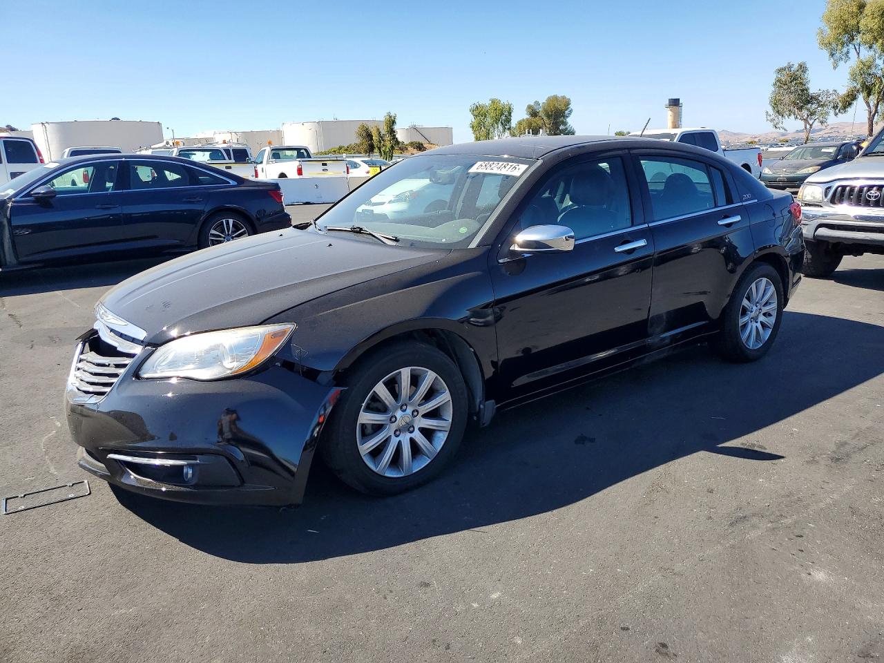 2013 CHRYSLER 200 LIMITED | 1C3CCBCG1DN514929 | UPCARS
