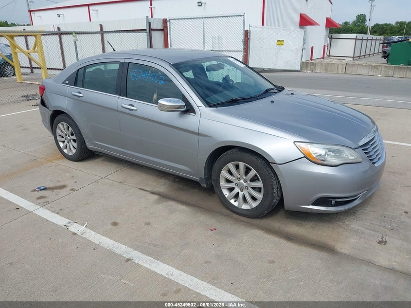 2014 CHRYSLER 200 LIMITED | 1C3CCBCG1EN150304 | UPCARS