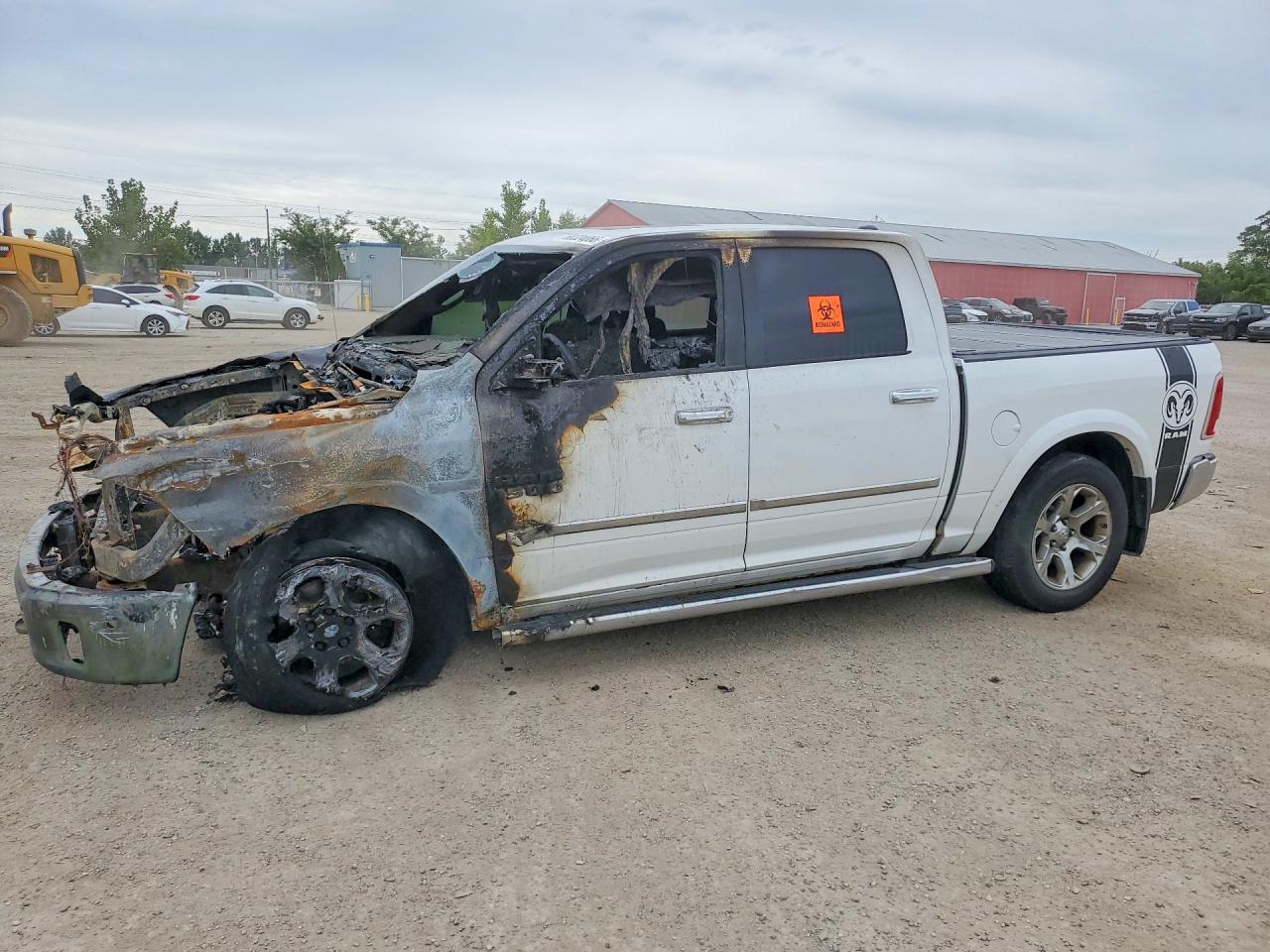 2015 RAM 1500 LARAMIE | 1C6RR7NM8FS682261 | UPCARS