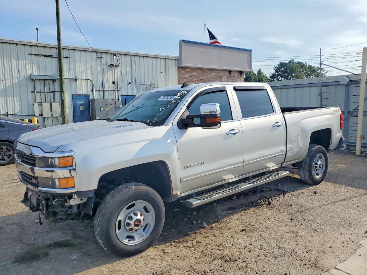 2015 CHEVROLET SILVERADO K2500 HEAVY DUTY LTZ | 1GC1KWE82FF589607 | UPCARS