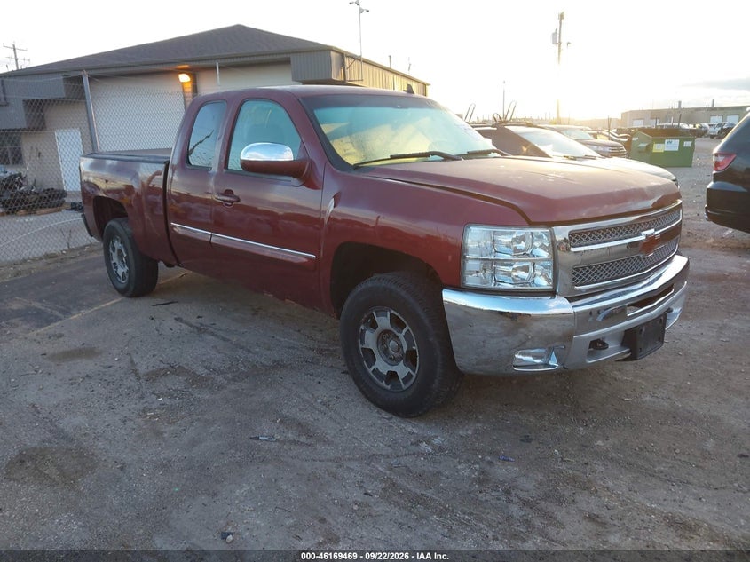 2013 CHEVROLET SILVERADO 1500 LT | 1GCRKSE71DZ267328 | UPCARS