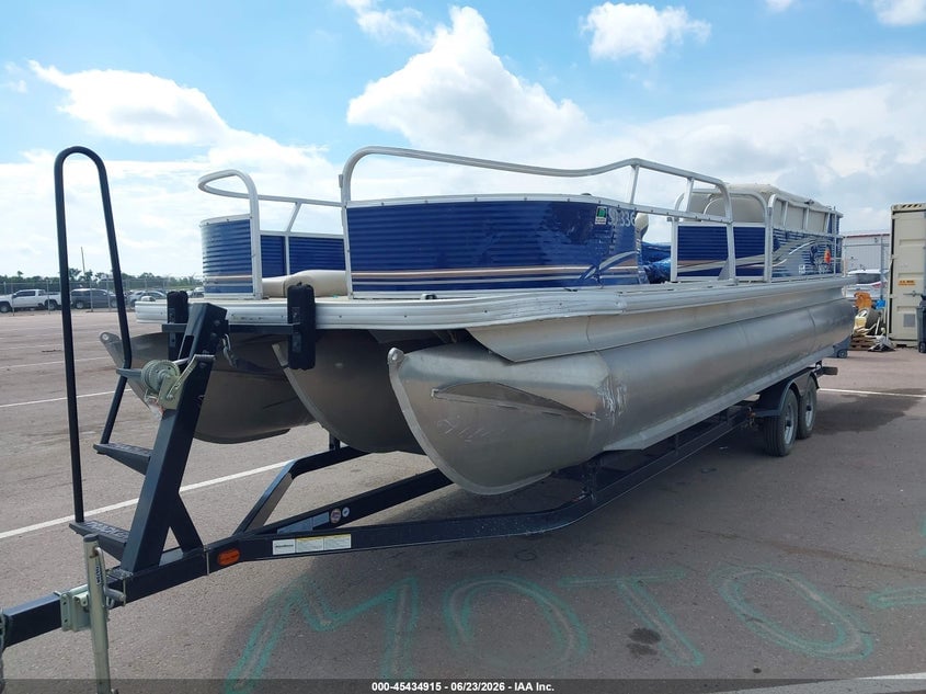 2012 SUNTRACKER PONTOON | BUJ22361C212 | UPCARS
