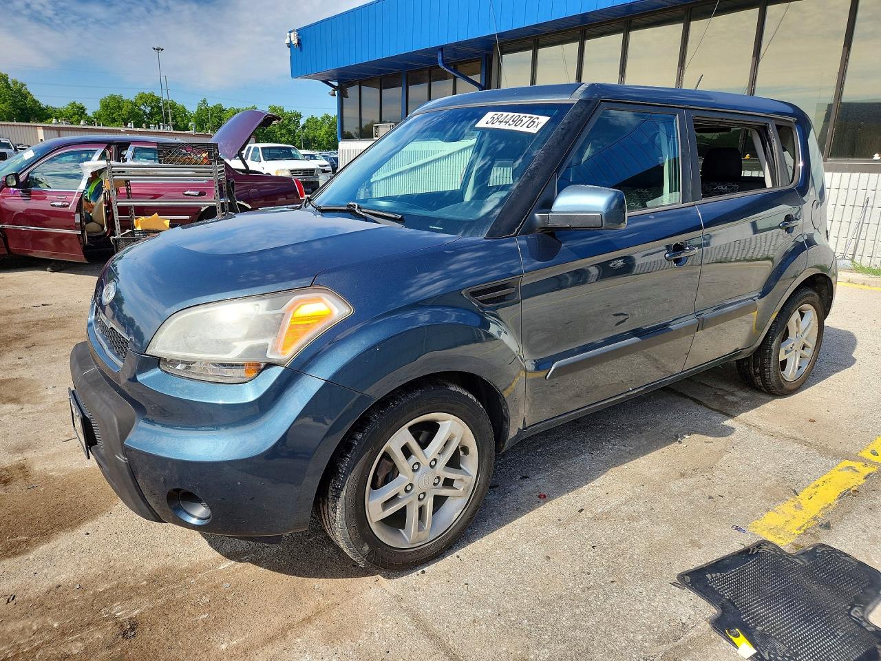2011 KIA SOUL + | KNDJT2A23B7277498 | UPCARS
