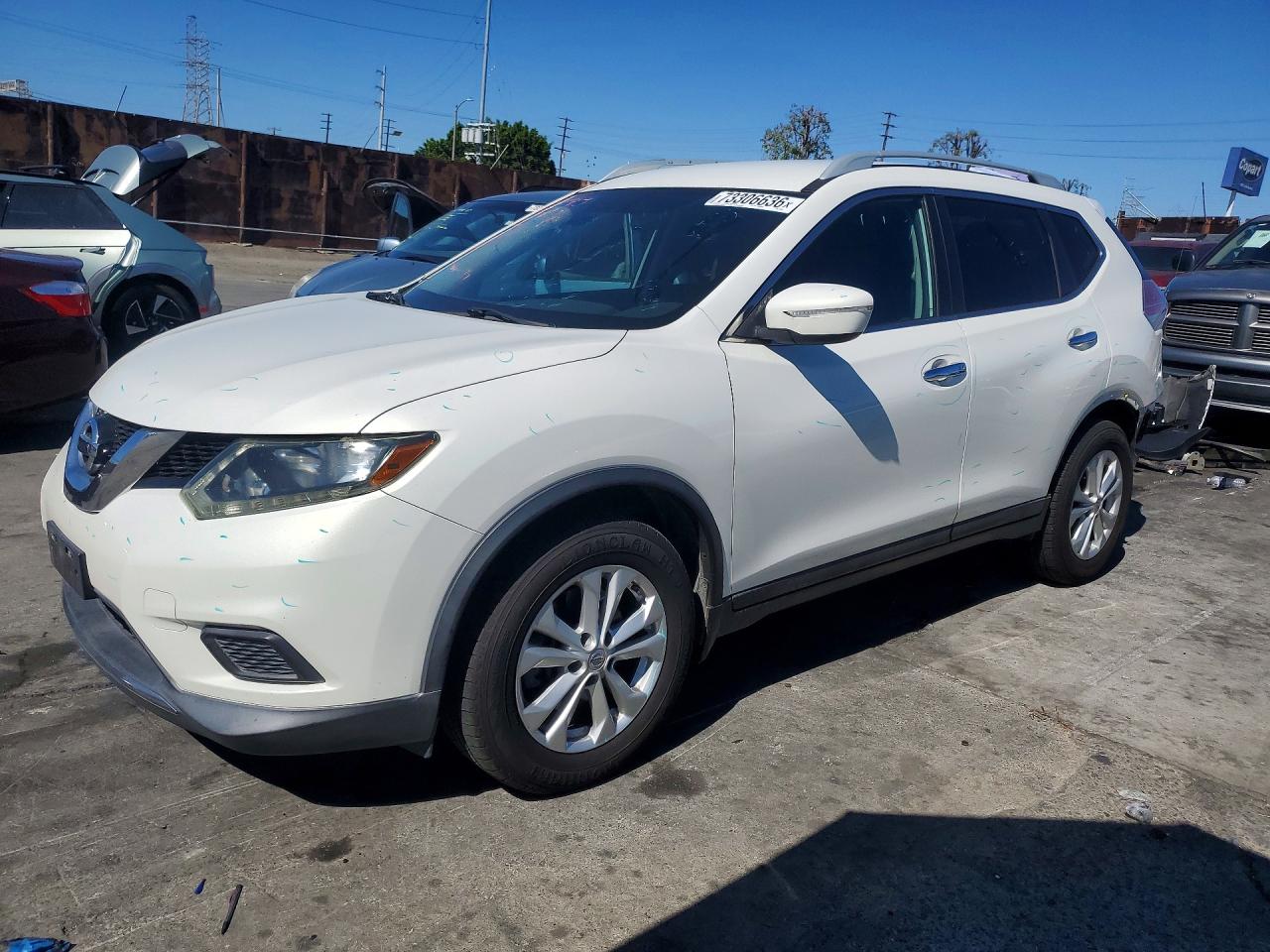 2014 NISSAN ROGUE SV | 5N1AT2ML4EC830090 | UPCARS