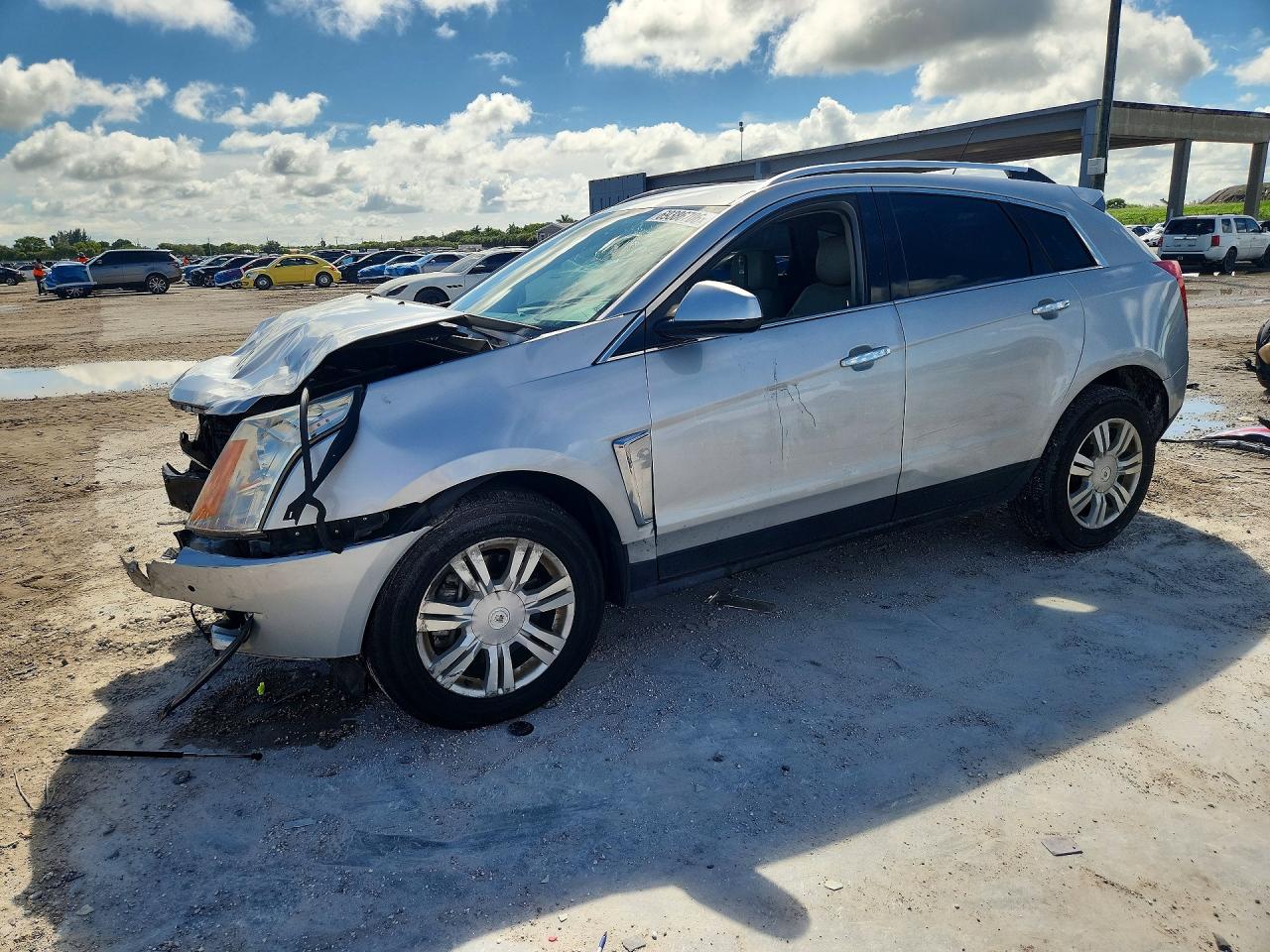 2015 CADILLAC SRX LUXURY COLLECTION | 3GYFNBE38FS591961 | UPCARS
