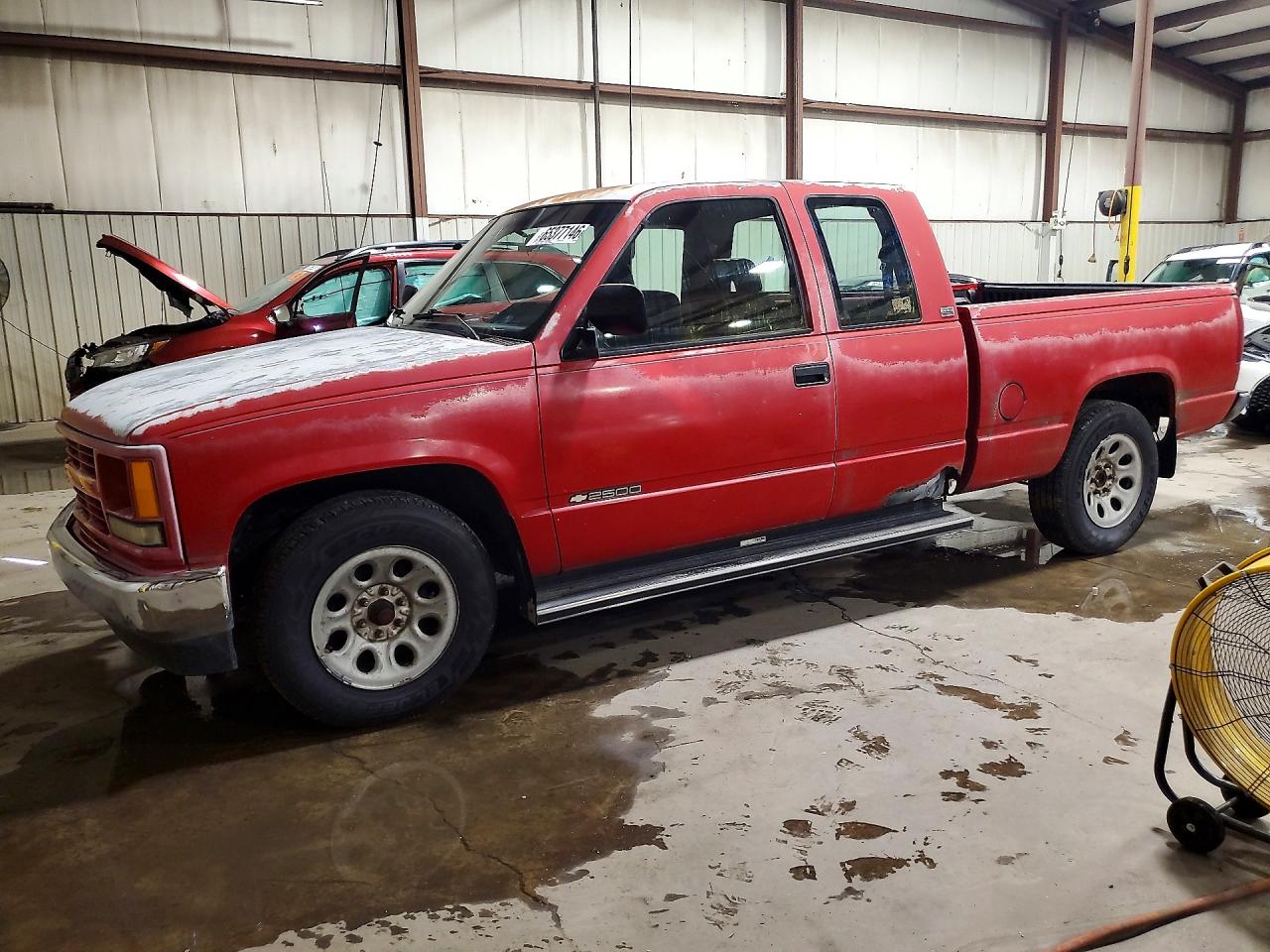 1994 CHEVROLET GMT C2500 | 2GCFC29H7R1233526 | UPCARS