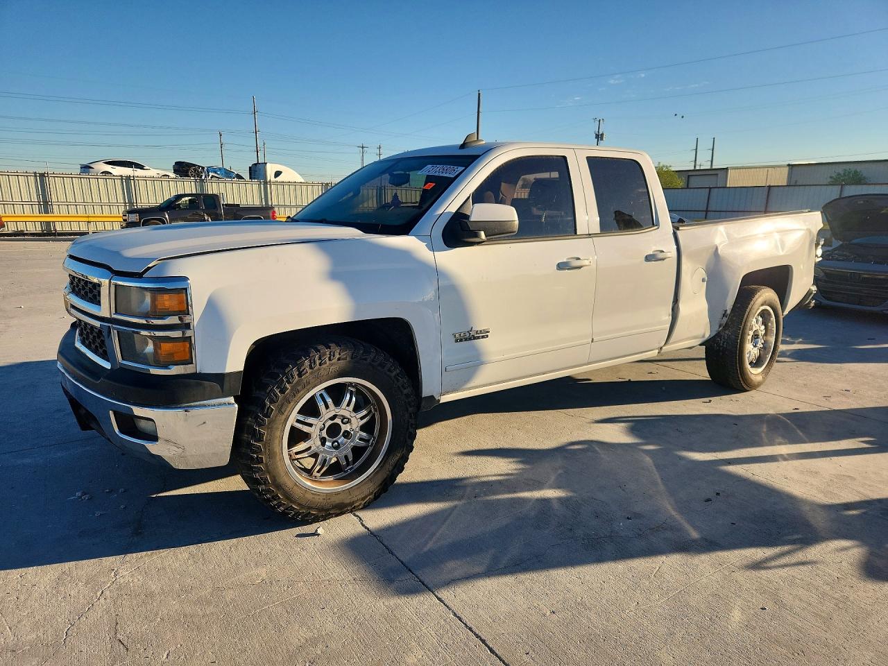 2015 CHEVROLET SILVERADO C1500 LT | 1GCRCREC7FZ299528 | UPCARS