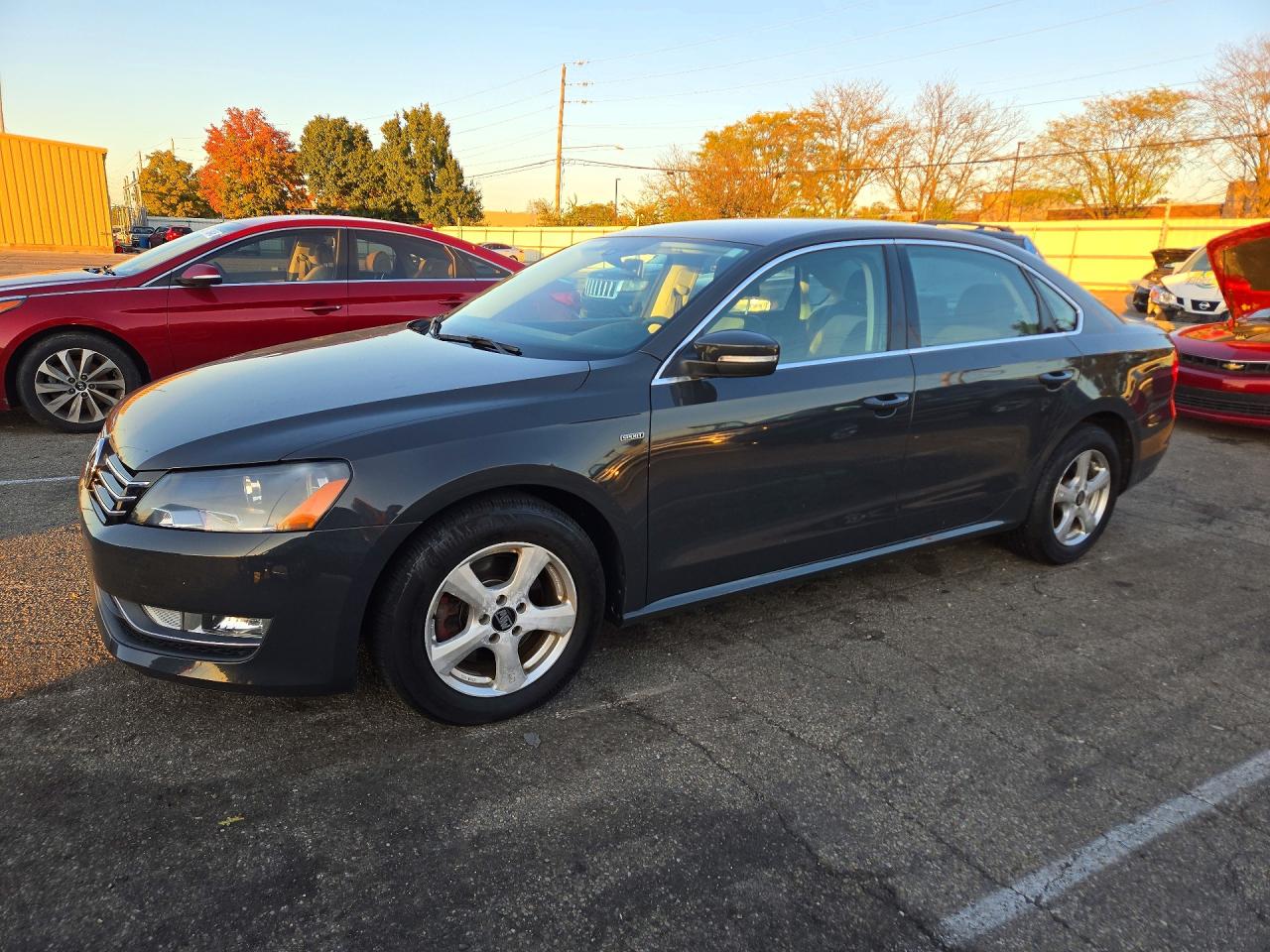 2014 VOLKSWAGEN PASSAT SE | 1VWBT7A39EC081374 | UPCARS