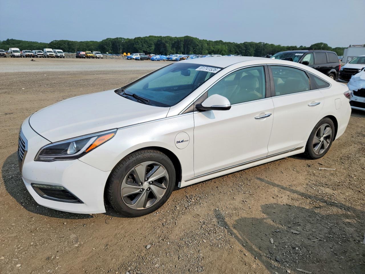 2016 HYUNDAI SONATA LIMITED | KMHE54L29GA021523 | UPCARS