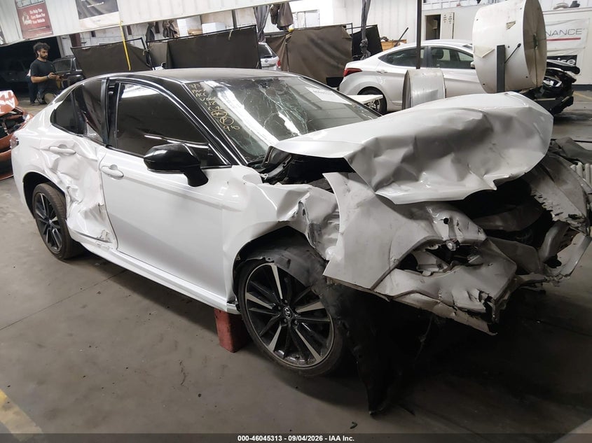 2018 TOYOTA CAMRY XSE | 4T1B61HK3JU066955 | UPCARS