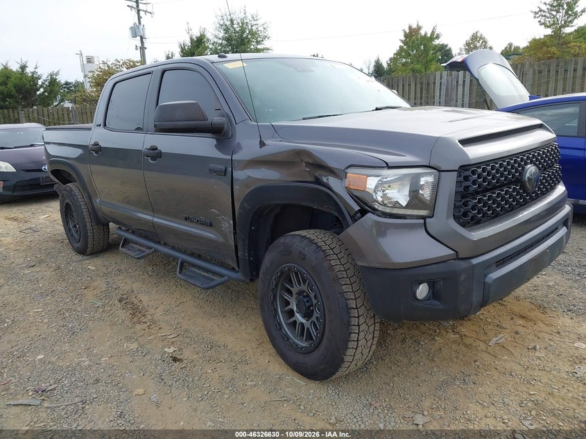 2018 TOYOTA TUNDRA SR5 5.7L V8 | 5TFDY5F10JX708281 | UPCARS