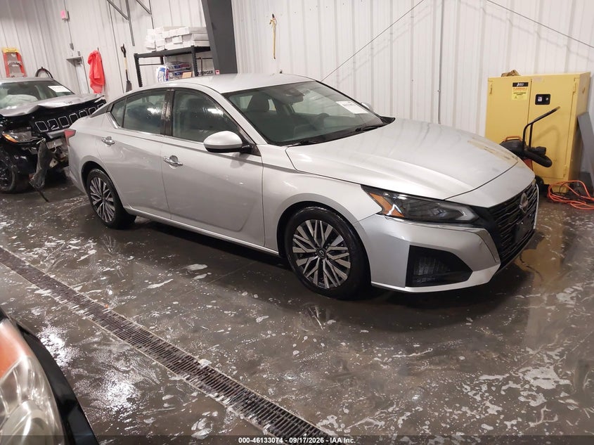 2023 NISSAN ALTIMA SV FWD | 1N4BL4DVXPN332107 | UPCARS