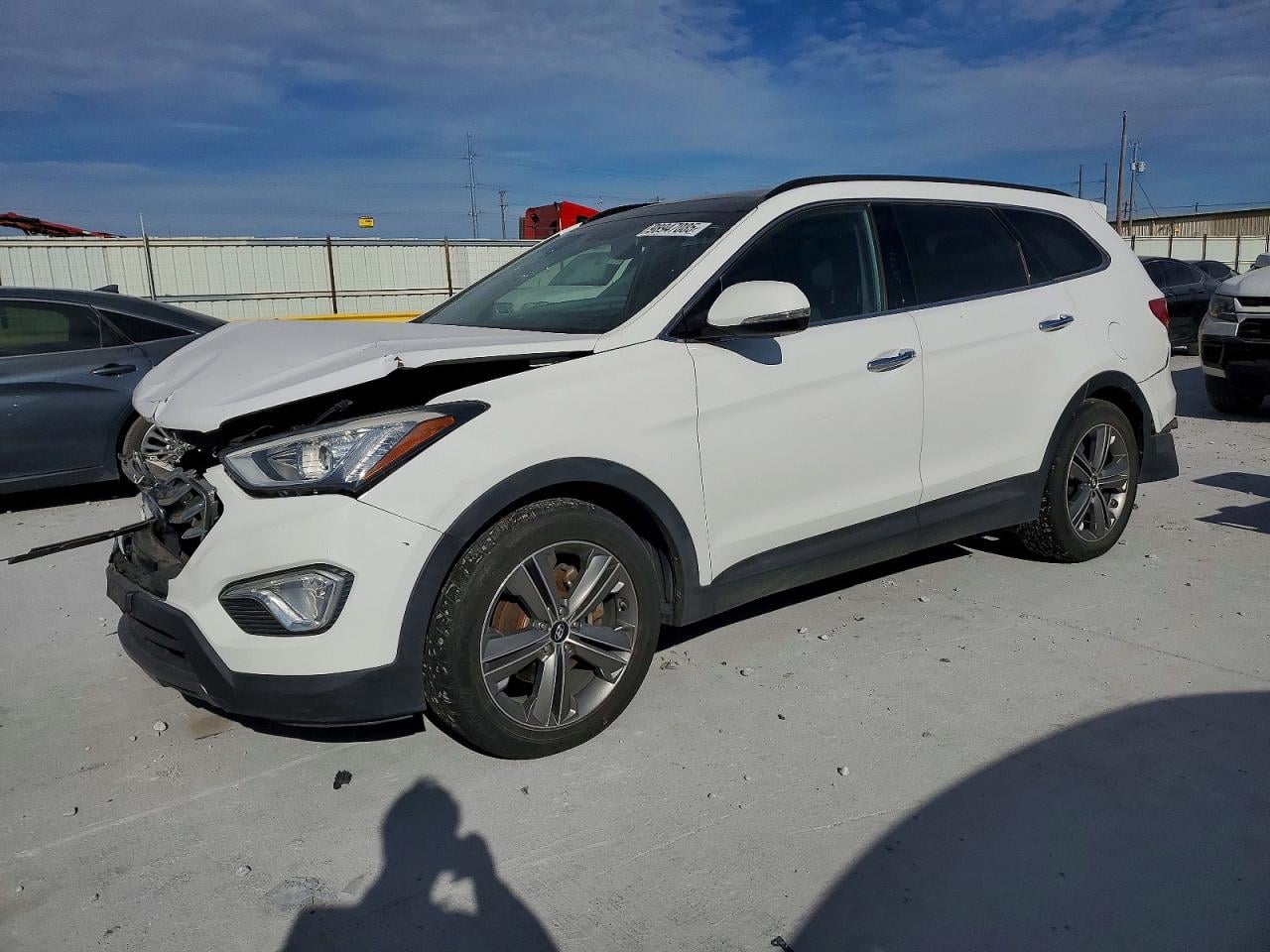 2014 HYUNDAI SANTA FE GLS | KM8SRDHF1EU035107 | UPCARS