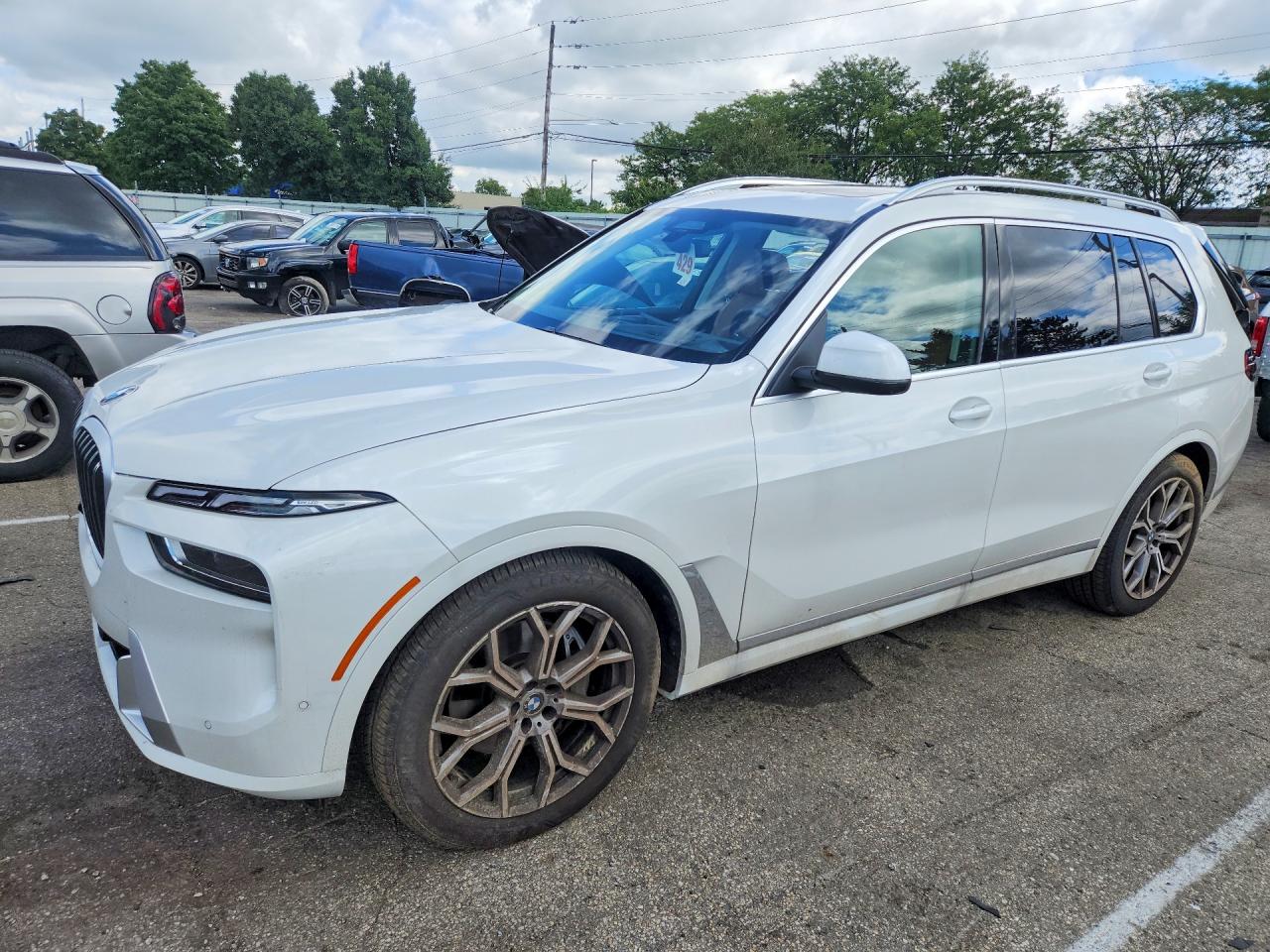 2026 BMW X7 XDRIVE40I | 5UX23EM00T9351237 | UPCARS