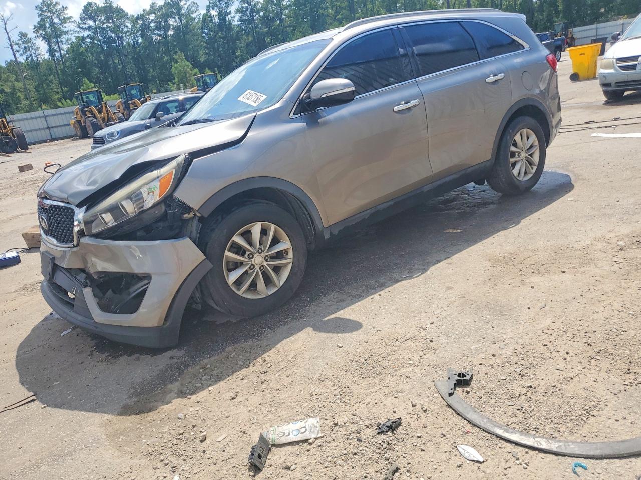 2016 KIA SORENTO LX V6 | 5XYPG4A51GG174109 | UPCARS