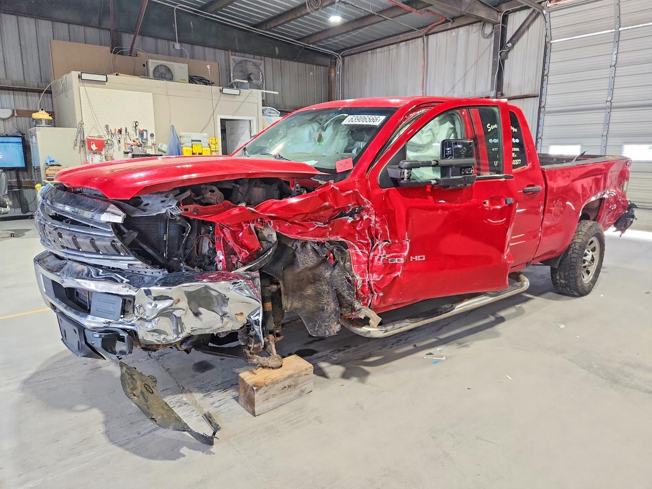 2018 CHEVROLET SILVERADO K2500 HEAVY DUTY | 1GC2KUEG8JZ186562 | UPCARS