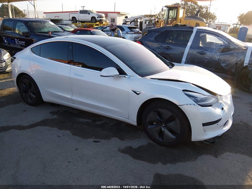 2020 TESLA MODEL 3 STANDARD RANGE PLUS REAR-WHEEL DRIVE/STANDARD RANGE REAR-WHEEL DRIVE | 5YJ3E1EA5LF717828 | UPCARS