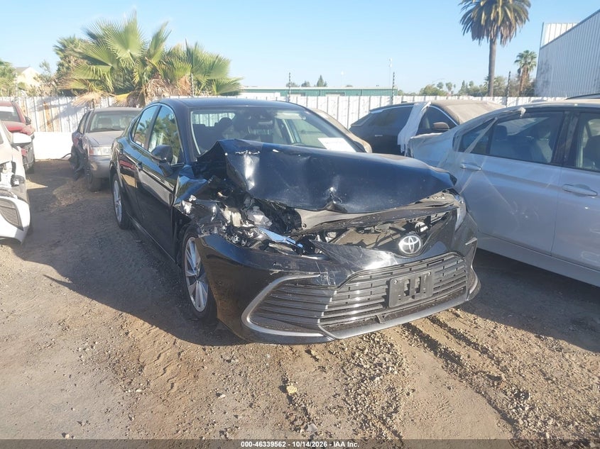 2022 TOYOTA CAMRY LE | 4T1C11AK8NU634507 | UPCARS