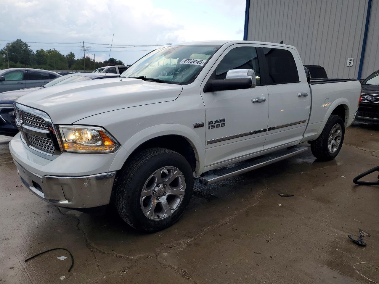 2018 RAM 1500 LARAMIE | 1C6RR7VT2JS220696 | UPCARS