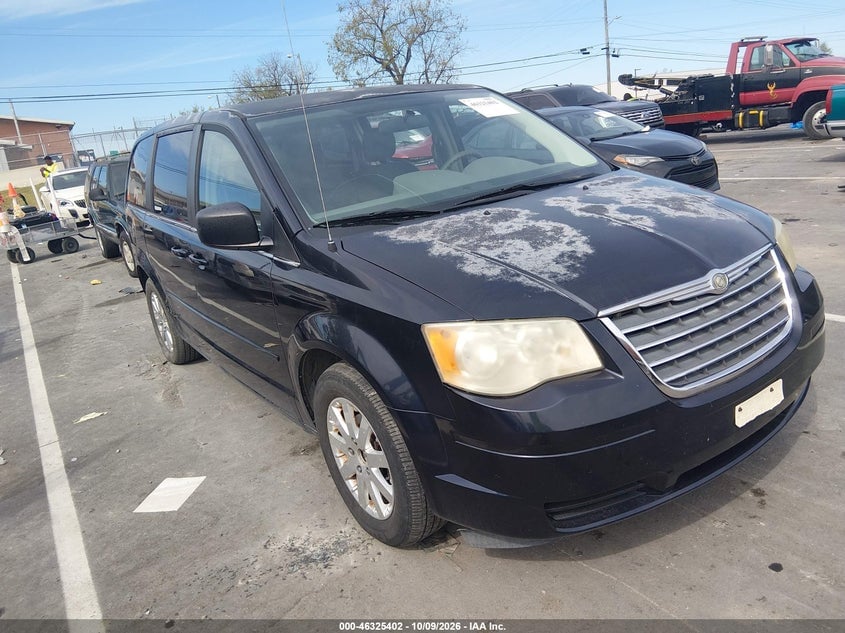 2010 CHRYSLER TOWN & COUNTRY LX | 2A4RR4DE5AR151539 | UPCARS