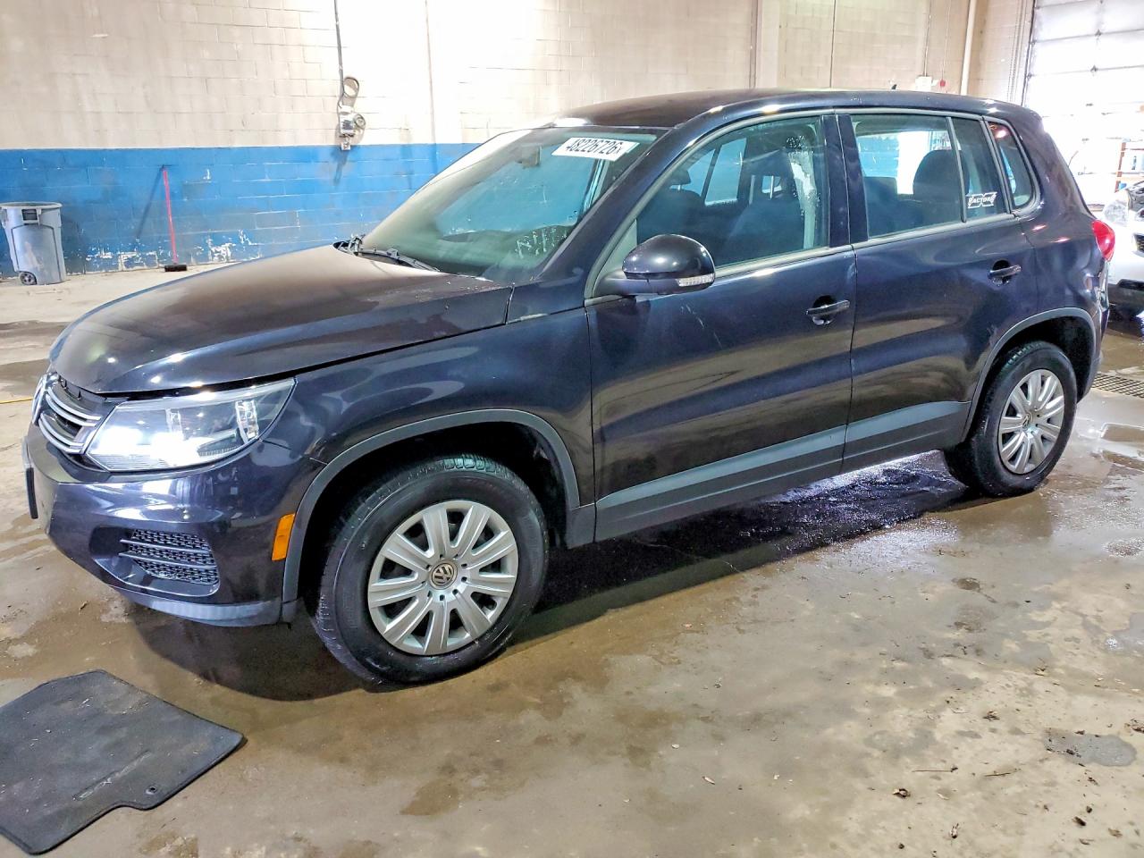 2012 VOLKSWAGEN TIGUAN S | WVGCV7AXXCW504703 | UPCARS