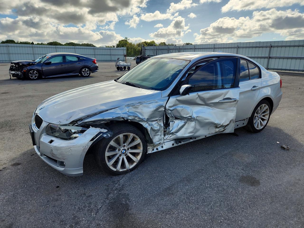 2011 BMW 3 SERIES XI SULEV | WBAPK5C52BA655123 | UPCARS