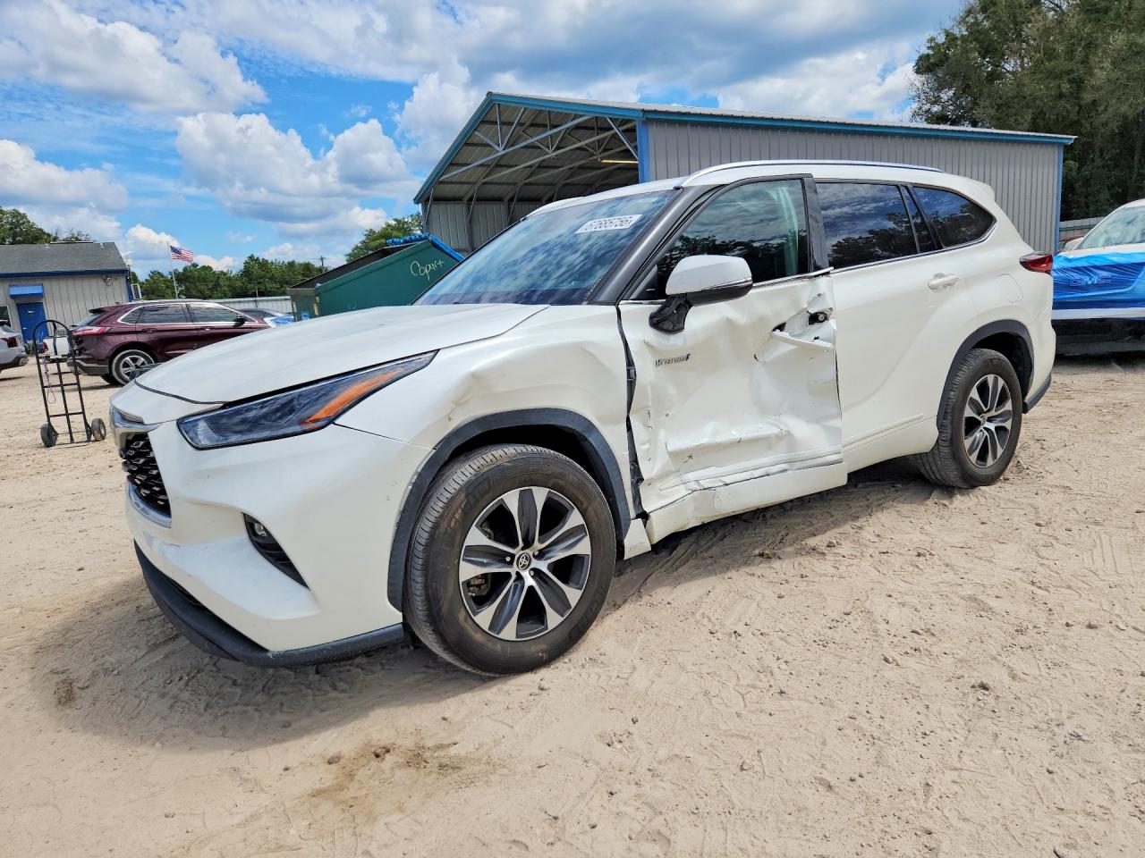 2021 TOYOTA HIGHLANDER HYBRID XLE | 5TDGARAH2MS505559 | UPCARS