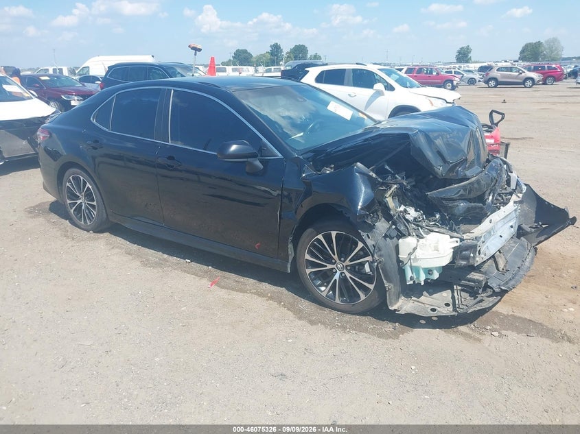 2018 TOYOTA CAMRY SE | 4T1B11HK4JU060077 | UPCARS