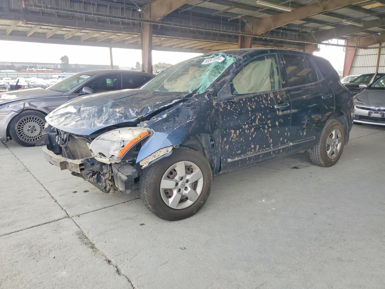 2015 NISSAN ROGUE S | JN8AS5MTXFW669077 | UPCARS