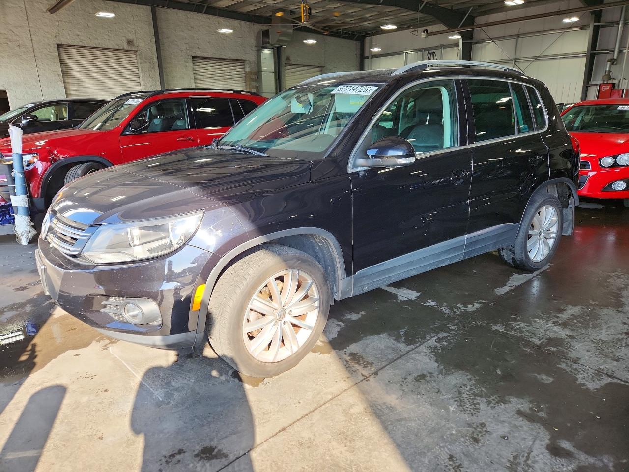 2015 VOLKSWAGEN TIGUAN S | WVGBV7AX3FW102635 | UPCARS