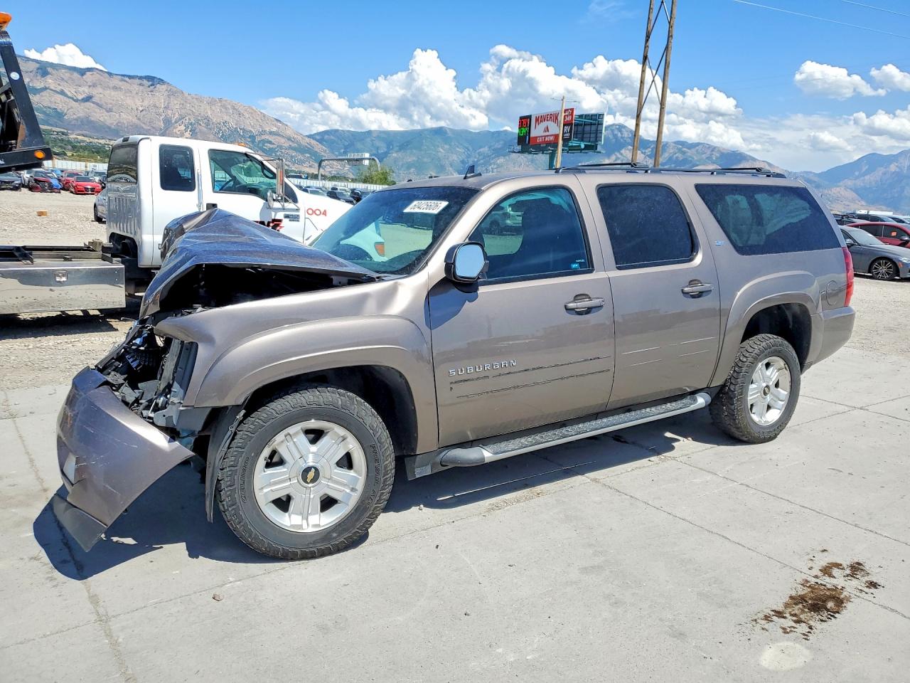 2013 CHEVROLET SUBURBAN K1500 LT | 1GNSKJE79DR344062 | UPCARS