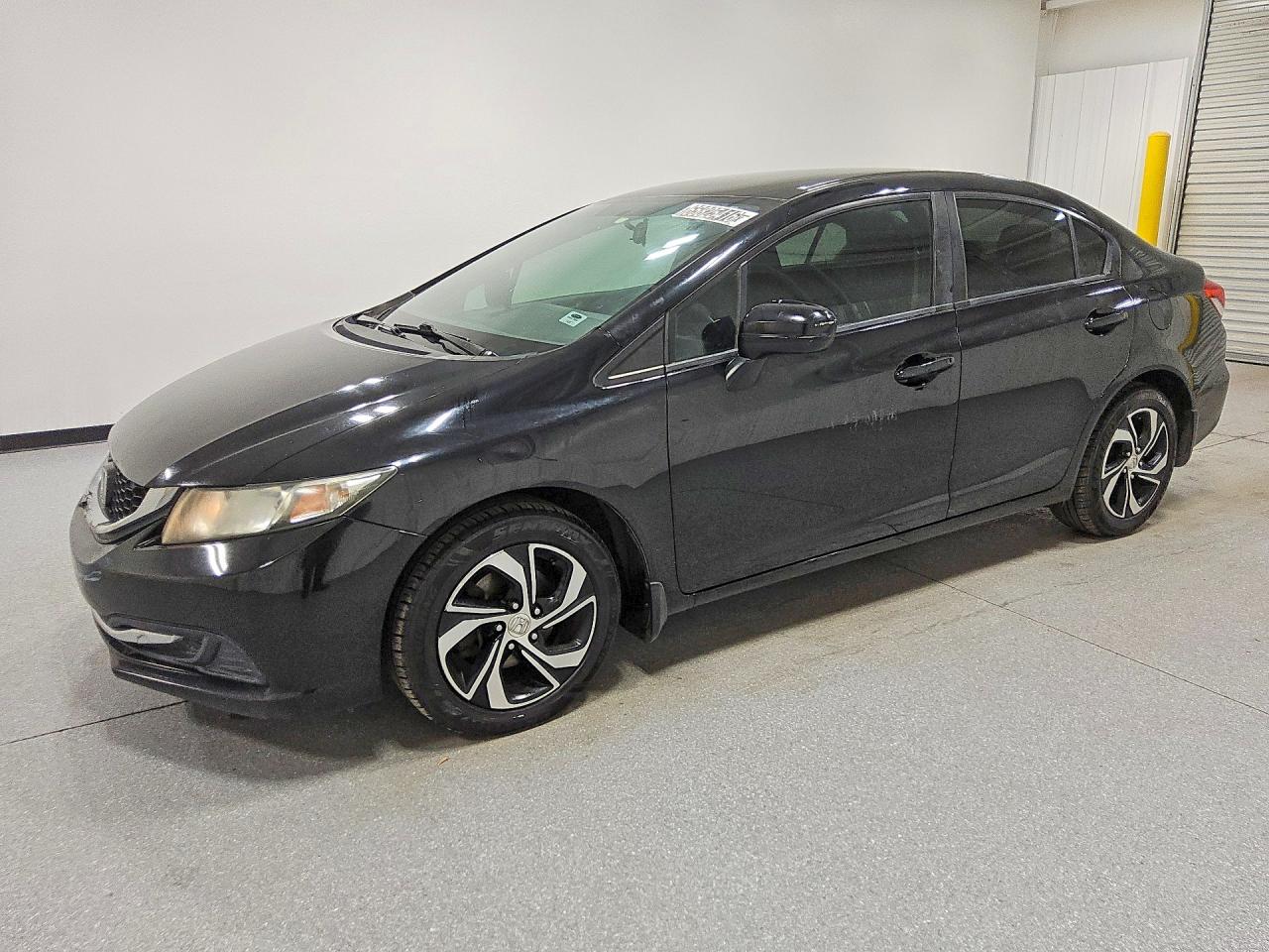 2015 HONDA CIVIC LX | 19XFB2F5XFE077994 | UPCARS
