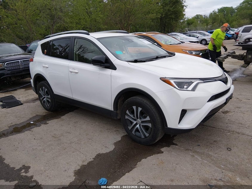 2018 TOYOTA RAV4 LE | JTMZFREV1JJ212027 | UPCARS