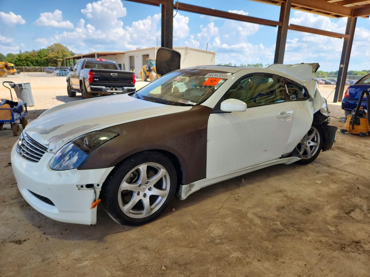 2005 INFINITI G35 BASE | JNKCV54E95M400994 | UPCARS