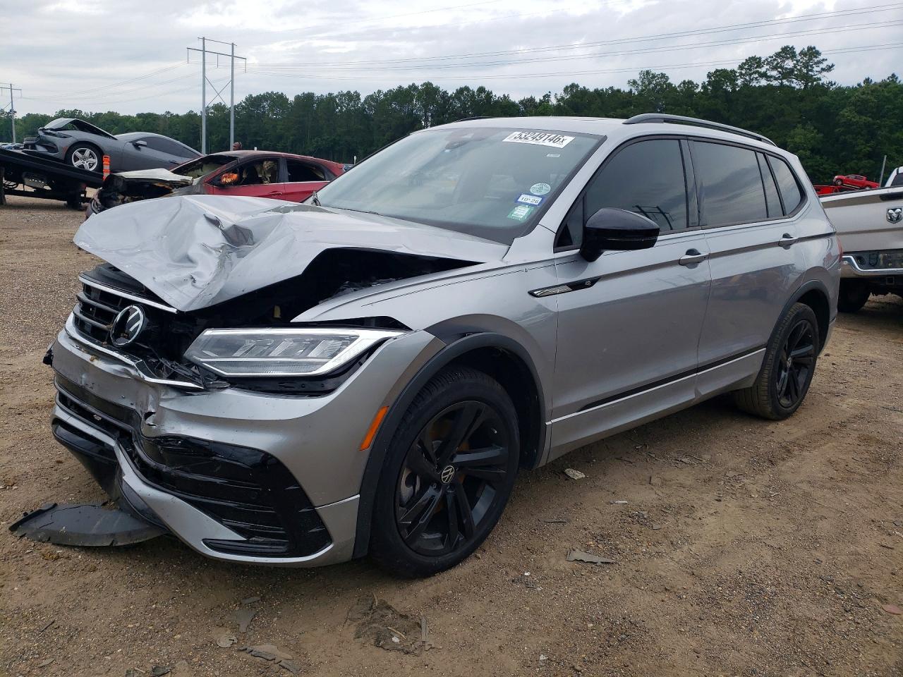 2024 VOLKSWAGEN TIGUAN SE R-LINE BLACK | 3VVCB7AX2RM107056 | UPCARS