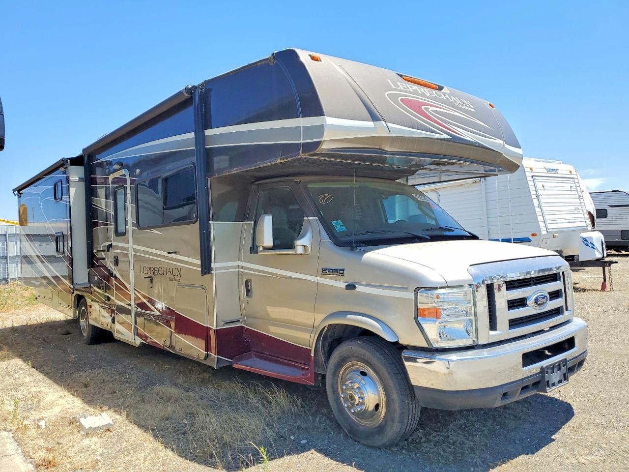 2016 COAH ECONOLINE 2015 COACHMEN LEPRECHAUN RV | 1FDXE4FS8FDA29730 | UPCARS