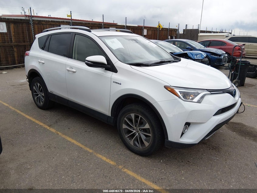 2018 TOYOTA RAV4 HYBRID XLE | JTMRJREV6JD171438 | UPCARS