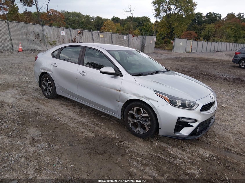 2019 KIA FORTE LXS | 3KPF24AD7KE125102 | UPCARS