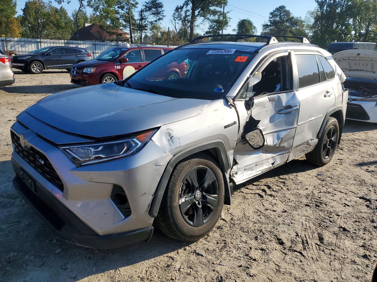 2021 TOYOTA RAV4 XLE | 2T3RWRFV2MW128190 | UPCARS