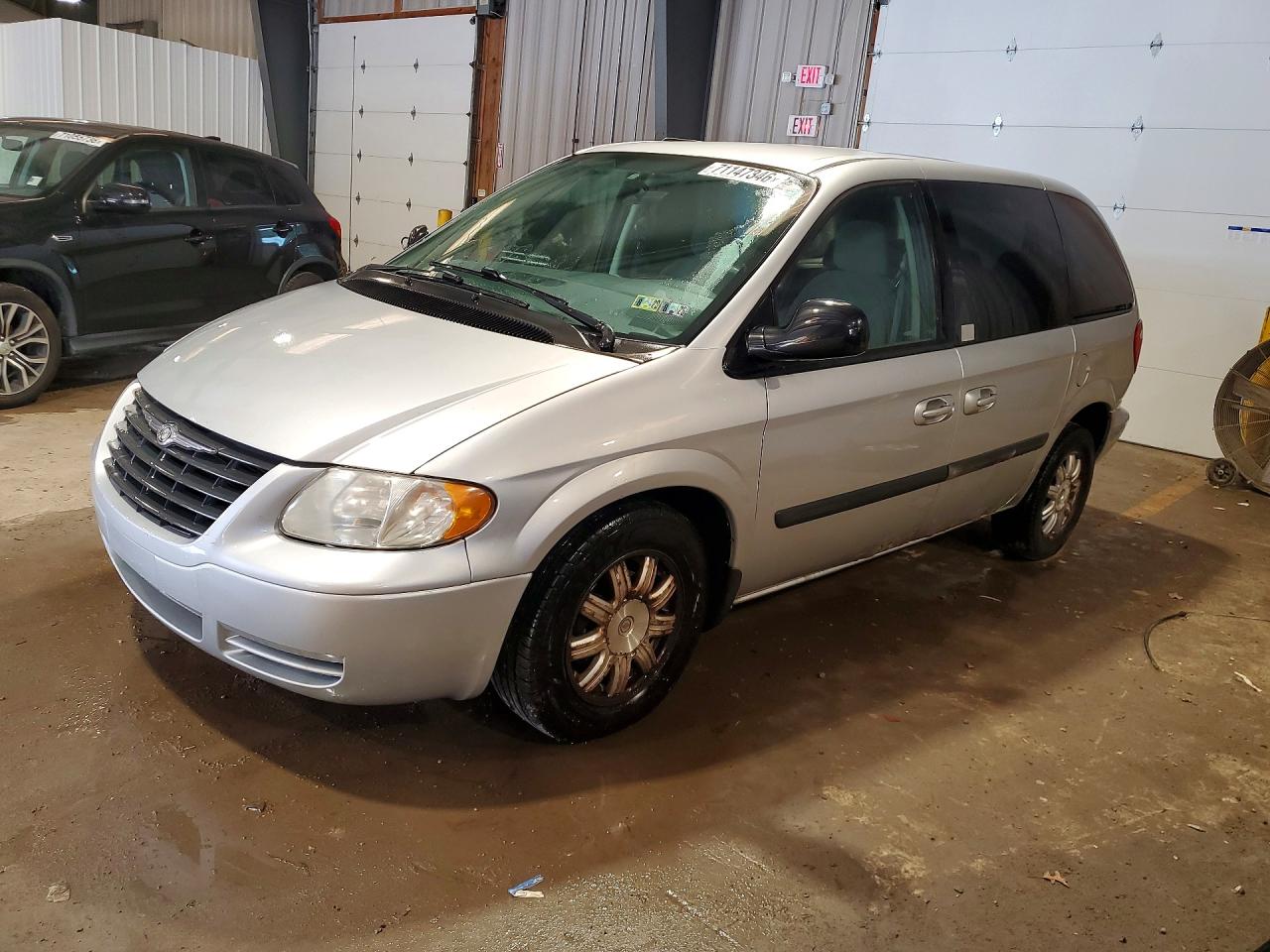 2006 CHRYSLER MINIVAN | 1A4GP45R66B660057 | UPCARS