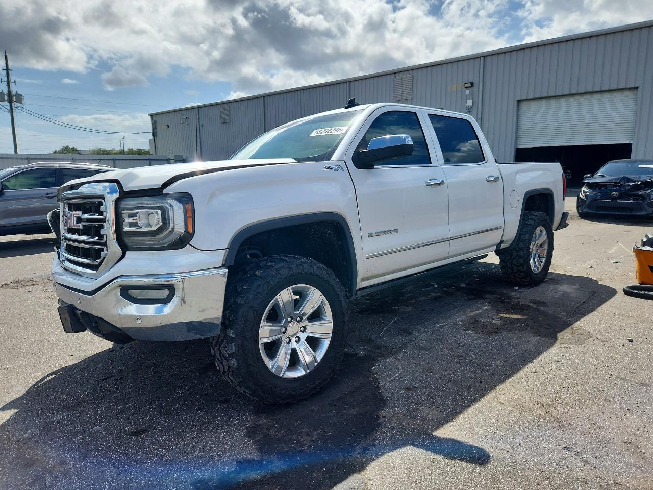 2017 GMC SIERRA K1500 SLT | 3GTU2NEJ5HG197619 | UPCARS